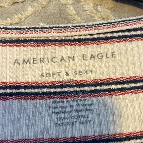 Button down crop top - Picture 2 of 3